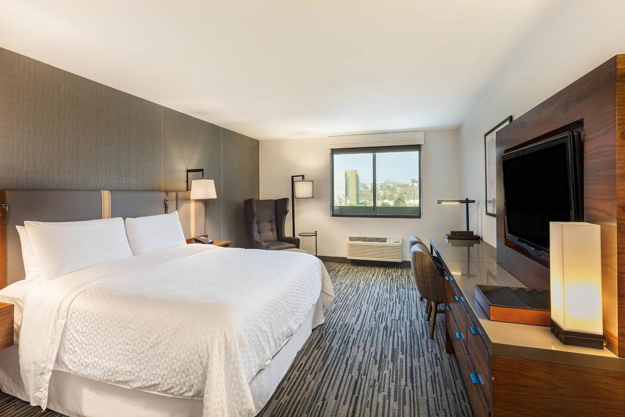 Four Points By Sheraton Los Angeles Westside Екстериор снимка